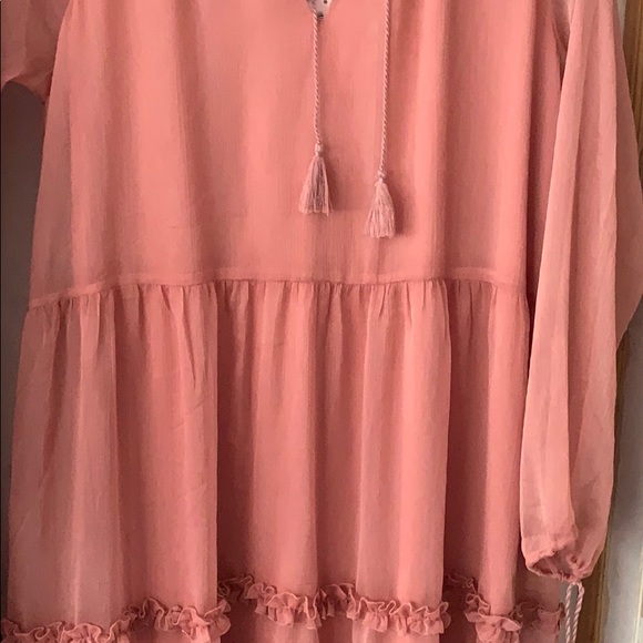 Woman’s maxi dress from Intermix - Picture 8 of 8